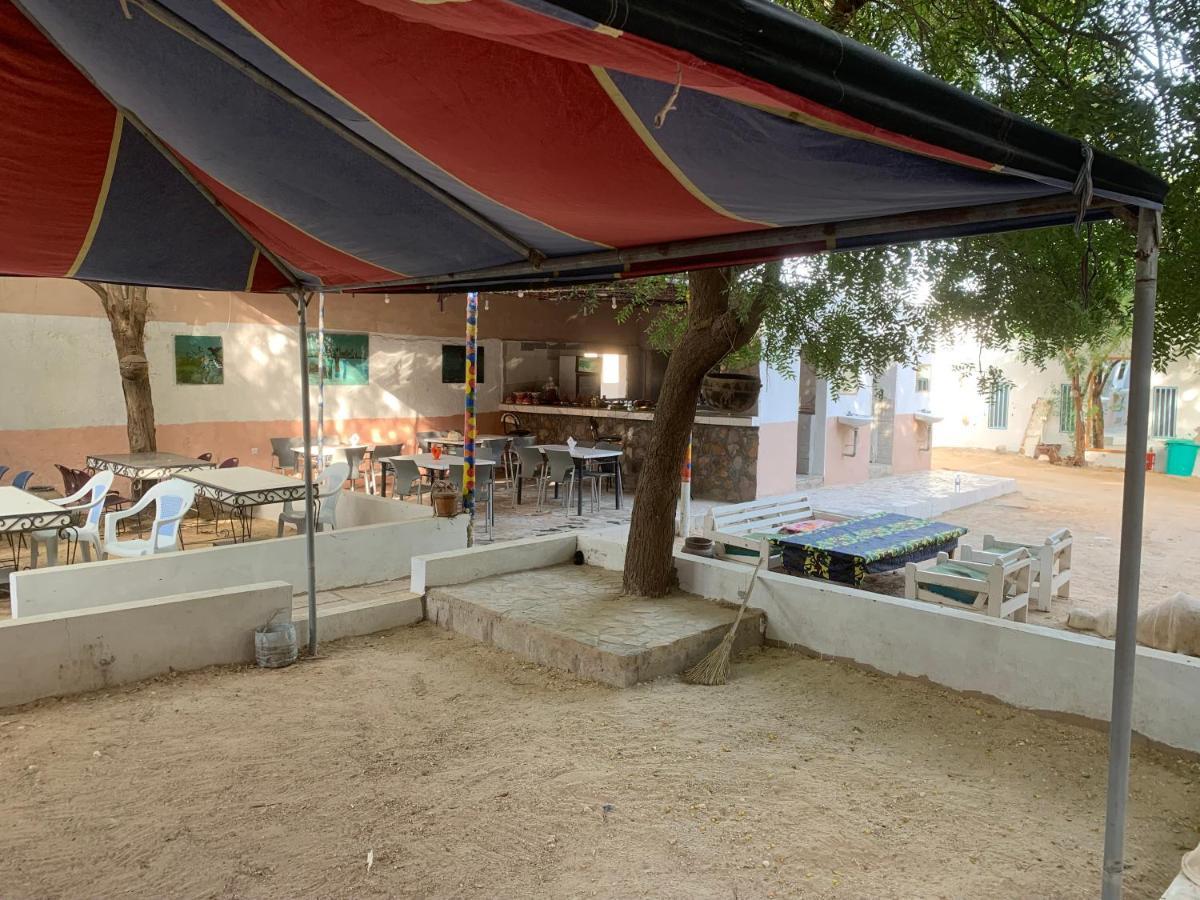 Auberge-Camping Africa Escale Nouakchott Bagian luar foto